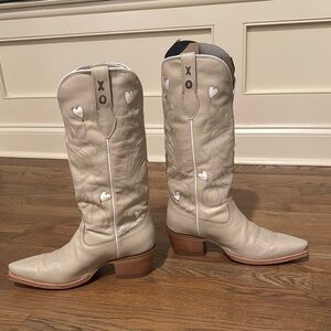Women's Cream Cowboy Boots